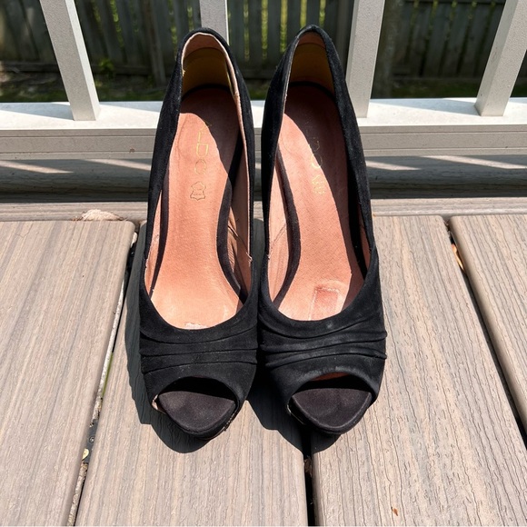Aldo Elegant Black Suede Peep-Toe Heels - Picture 2 of 9